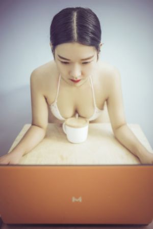 初爱视频在线观看_蓝光HD高清在线观看