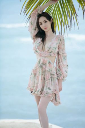 二女同志 亚洲人 狂欢_720手机在线观看